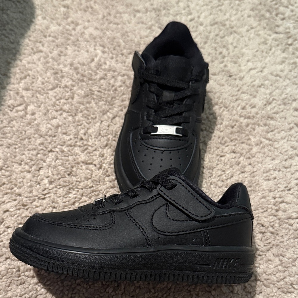 Nike Force 1 Low EUC